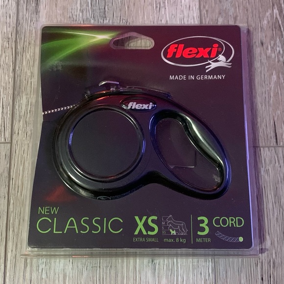 Flexi cord retractable leash - Picture 1 of 4